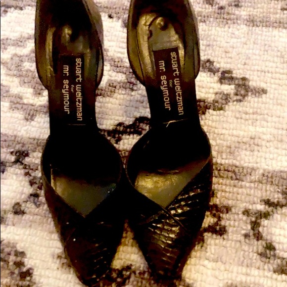 VINTAGE STUART WEITZMAN FOR MR Seymour 7 1/2 BLACK SNAKESKIN HIGH HEELS - Picture 1 of 3